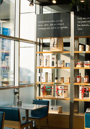 jones the grocer Dusit Thani Hotel - Dubai