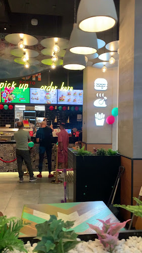 Comentarii opinii despre Oporto-Dubai Hills Mall