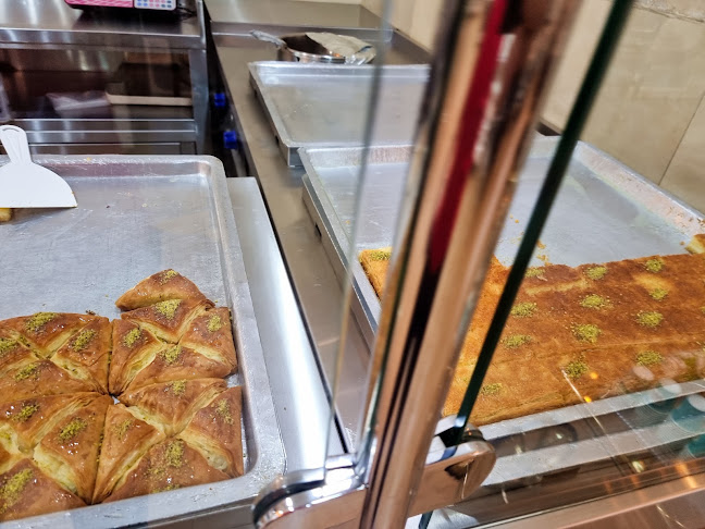 Feras Hanoun Sweets - حلويات فراس حنّون - Hospitality and gastronomy