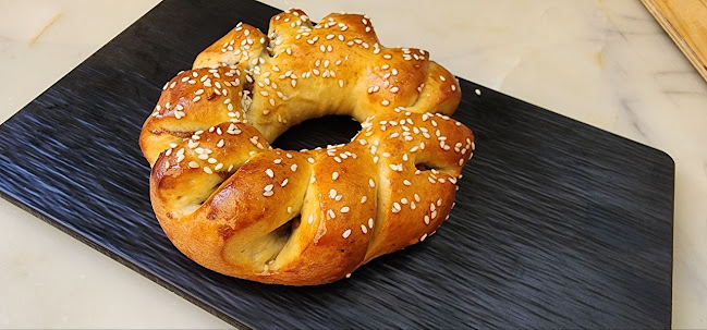 Comentarii opinii despre Snabel Al Khadhraa Bakery & Sweets - مخبز وحلويات السنابل الخضراء