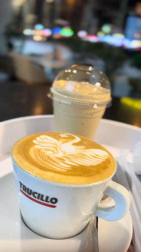 Opinii despre Caffee Trucillo SZR كافيه تروتشيلو în Dubai - Hospitality and gastronomy