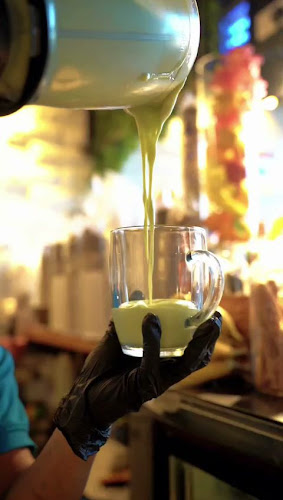 FruitMania Juices and Sweets | فروتمانيا للعصائر و الحلويات - Abu Dhabi