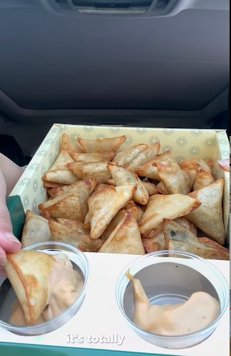 كافتيريا صدف - سمبوسة فرع عجمان - Hospitality and gastronomy