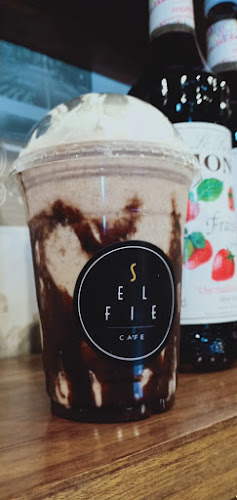 Opinii despre selfie cafe în Ras Al-Khaimah - Hospitality and gastronomy