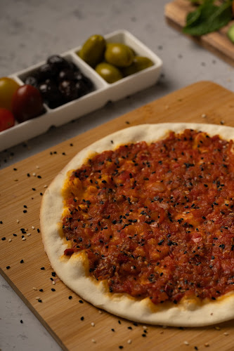 Q22 pastry معجنات كيو تونتي تو - Abu Dhabi