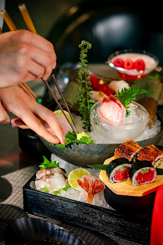 Comentarii opinii despre Armani/Hashi