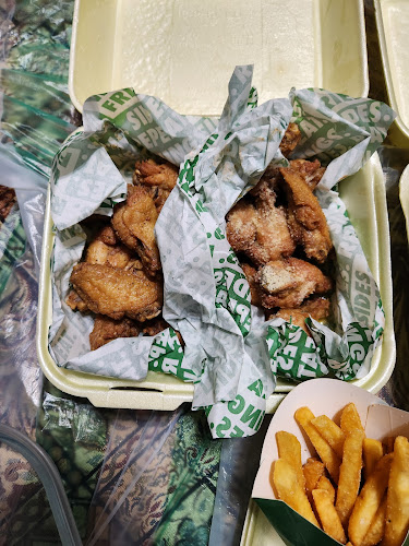 Opinii despre Wingstop Khalifa City în Abu Dhabi - Hospitality and gastronomy