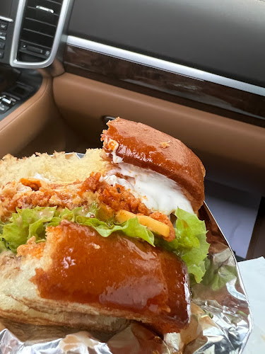 Just Burger al Muwaihat