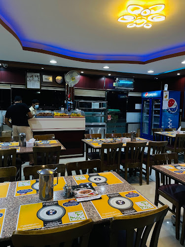 Opinii despre مطعم الاختيار الأول فرع 1 Al Ikhtayar Al Awal Restaurant în Sharjah - Hospitality and gastronomy