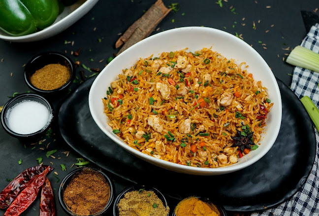 196 Khalid Bin Al Waleed Rd - Al Karama - Dubai