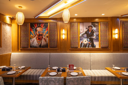 B-Town Restro Bar - Al Nahda