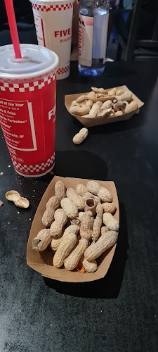 Five Guys Dubai Mall - Hospitality and gastronomy