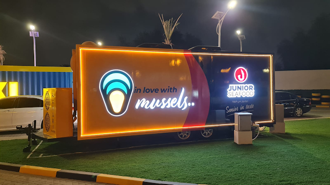 Opinii despre Junior Seafood Food Truck în Ajman - Hospitality and gastronomy