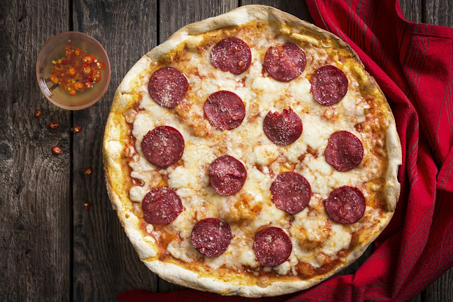 On The Wood - Muwailih - Hospitality and gastronomy