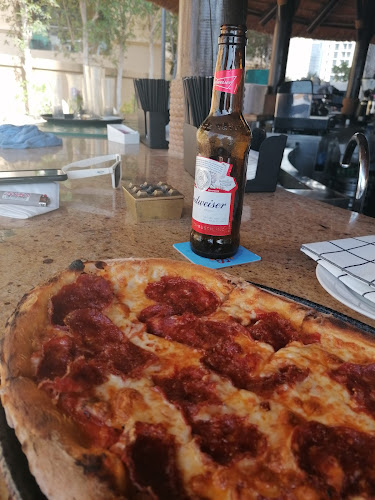 Comentarii opinii despre Sundeck Pool Bar