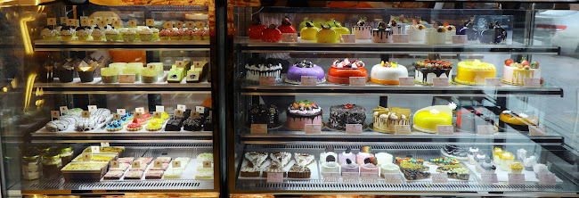 Cake Lake Bakery
