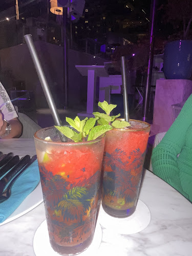 Praia | Beach Restaurant & Lounge | FIVE Palm Jumeirah - Hospitality and gastronomy