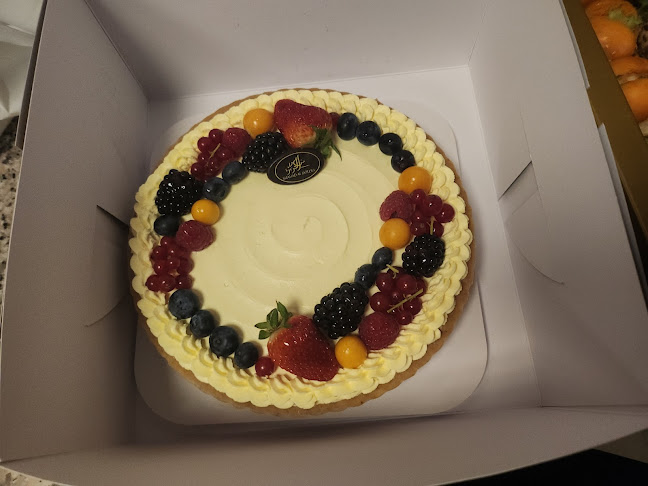 Comentarii opinii despre Shahad Al Jazeera Sweets & Pastries Al Jahili