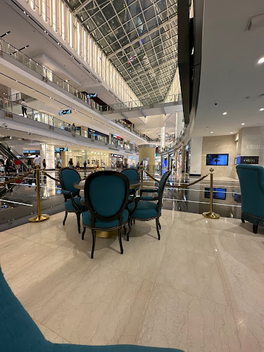 Comentarii opinii despre LADURÉE Abu Dhabi Mall Store