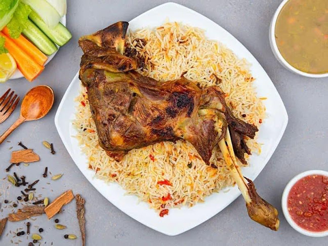 Opinii despre مطعم قصر حضرموت للمندي فرع عجمان în Ajman - Hospitality and gastronomy