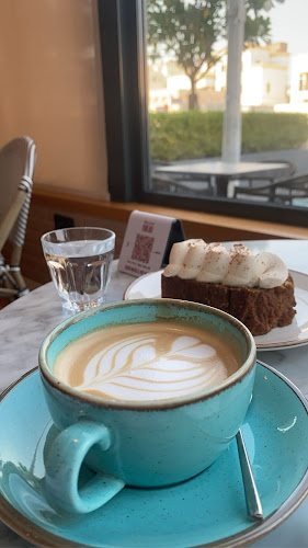 Knead Bakery & Patisserie - Hospitality and gastronomy