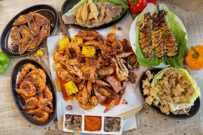 Shop #15, Juma Al Majid Towers - Sharjah