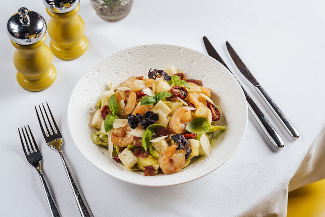 Shai Salon & Terrace - Hospitality and gastronomy