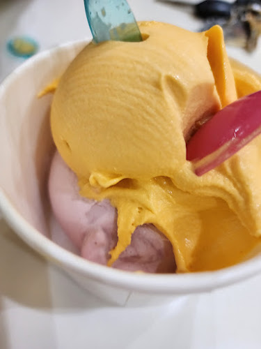 حلويات حلاوة الجبن Halawat Al Jebn - Hospitality and gastronomy