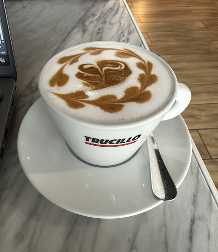 Caffee Trucillo SZR كافيه تروتشيلو