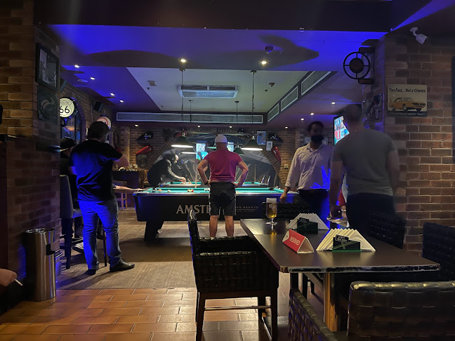 Comentarii opinii despre Rock Bottom Cafe