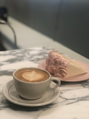 Island - The Galleria Island's Luxury & Dining Collection - Al Maryah Island - Abu Dhabi