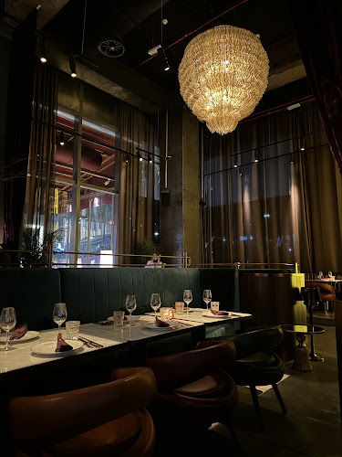 FRNDS Restaurant - Hospitality and gastronomy