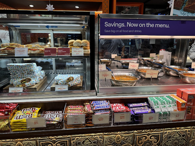 Dubai International Airport, DXB Terminal 3 Metro Station, Food Village - near Gate C12 and C13 - Dubai Int'l Airport - Dubai