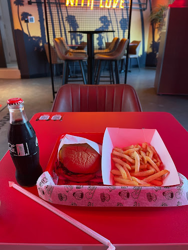 Billy's Hamburgers – authentic meat & veggie burgers with a taste of California - Hospitality and gastronomy