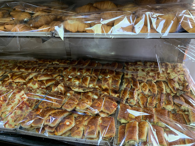 Opinii despre Al Sorour Bakeries- Khalifa Branch în Ajman - Hospitality and gastronomy