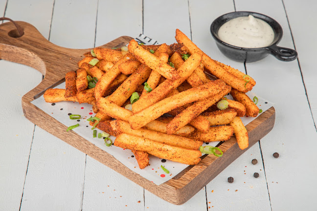 Mad Kitchen - Hospitality and gastronomy