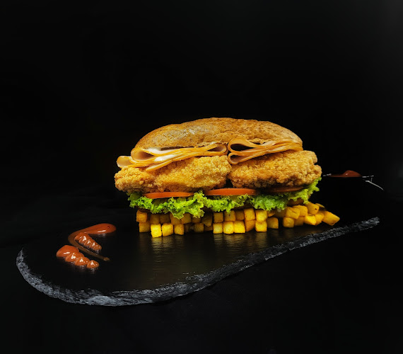 Grill beef burger جريل بيف برجر - Hospitality and gastronomy