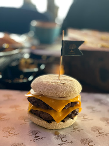 Comentarii opinii despre Wood House Restaurant Al Ain