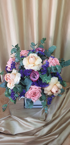 Awraq Al Waard Flowers Trading - Hospitality and gastronomy