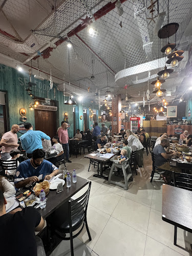 Gandofly seafood restaurant Almina