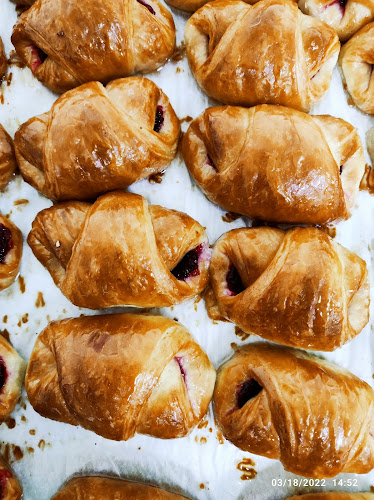 Golden Floury جولدن فلوري - Abu Dhabi