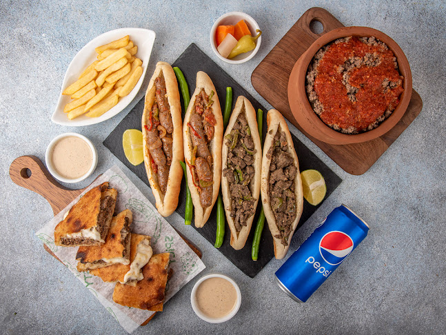 karmouz Restaurant - مطعم كرموز - Sharjah