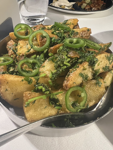 Comentarii opinii despre Em Sherif Sea Abu Dhabi