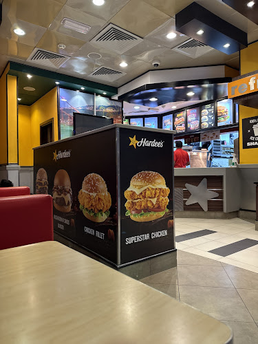 Hardee's Dasman - Hospitality and gastronomy
