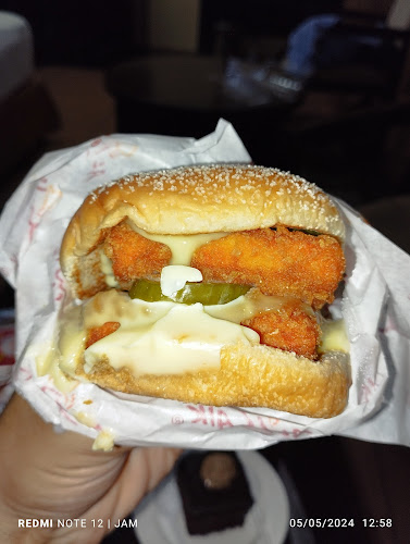 Al Wahda Mall - Hazza ' Bin Zayed The First St - Al Nahyan - Zone 1 - Abu Dhabi