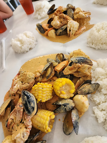 Al Ain Pharmacy Group Main Branch - Central District - Hai Al Humaira - Abu Dhabi