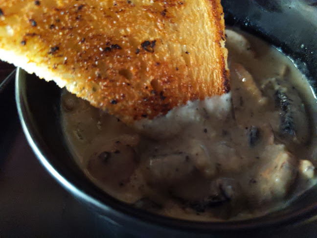 Comentarii opinii despre مطعم ألذ شي