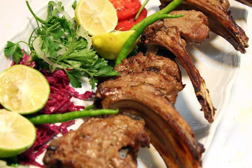 Opinii despre مطعم قصر شیرین عجمان în Ajman - Hospitality and gastronomy