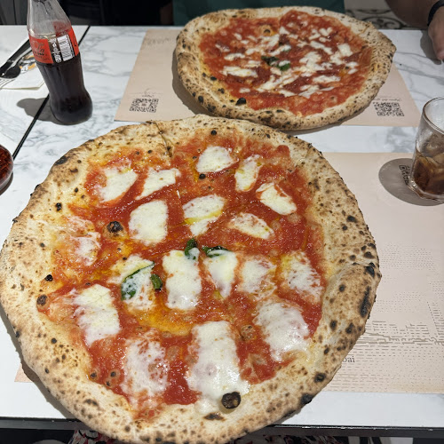 Comentarii opinii despre L'Antica Pizzeria da Michele JBR