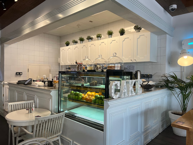 Circle Cafe (Bay Square) - Dubai